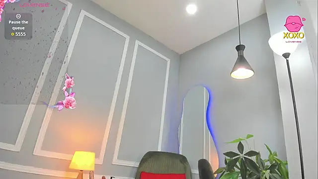 Snapshot of emma__rose1 chatting on February 19, 7:21 pm emma rose1 online show from February 19, 7:21 pm