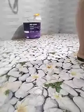 Snapshot of Lyanh13 chatting on January 31, 11:58 pm Lyanh13 online show from January 31, 11:58 pm