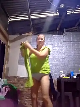 SexyHottMom online show from October 3, 5:59 am