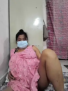 mature mimi online show from April 4, 6:49 pm