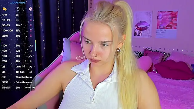 murmiace online show from September 20, 8:15 am