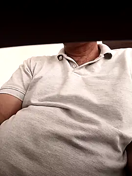 Snapshot of moonflower25 chatting on September 13, 4:23 am moonflower25 online show from September 13, 4:23 am