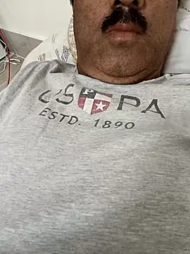 Snapshot of moonflower25 chatting on September 19, 12:12 am moonflower25 online show from September 19, 12:12 am