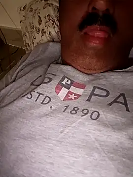 Snapshot of moonflower25 chatting on September 21, 3:19 am moonflower25 online show from September 21, 3:19 am