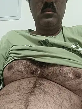 Snapshot of moonflower25 chatting on September 23, 12:46 am moonflower25 online show from September 23, 12:46 am