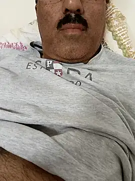 Snapshot of moonflower25 chatting on September 26, 8:24 pm moonflower25 online show from September 26, 8:24 pm