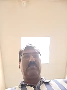 Snapshot of moonflower25 chatting on October 6, 9:45 pm moonflower25 online show from October 6, 9:45 pm