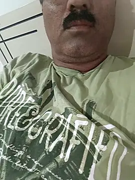 Snapshot of moonflower25 chatting on October 14, 6:20 pm moonflower25 online show from October 14, 6:20 pm