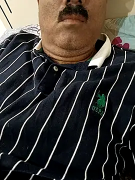 Snapshot of moonflower25 chatting on October 18, 3:31 am moonflower25 online show from October 18, 3:31 am