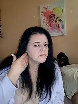 BlacReign online show from December 2, 7:31 pm