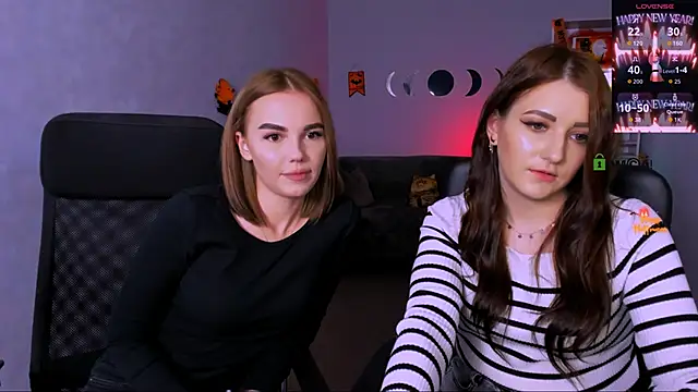 Snapshot of kiana_vin chatting on November 2, 9:17 pm kiana vin online show from November 2, 9:17 pm