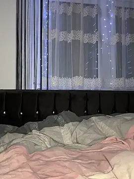 Emilia Mausi online show from October 5, 6:50 pm