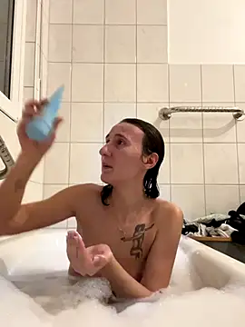 Emilia Mausi online show from October 13, 7:03 pm