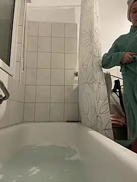 Emilia Mausi online show from March 12, 8:26 pm