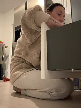 Emilia Mausi online show from March 28, 6:51 pm