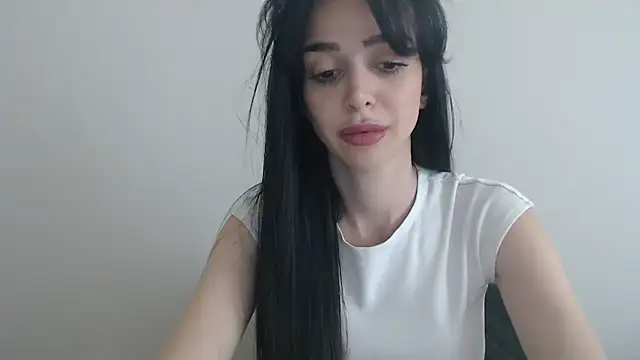 Snapshot of gglingeriee chatting on May 14, 9:16 am gglingeriee online show from May 14, 9:16 am
