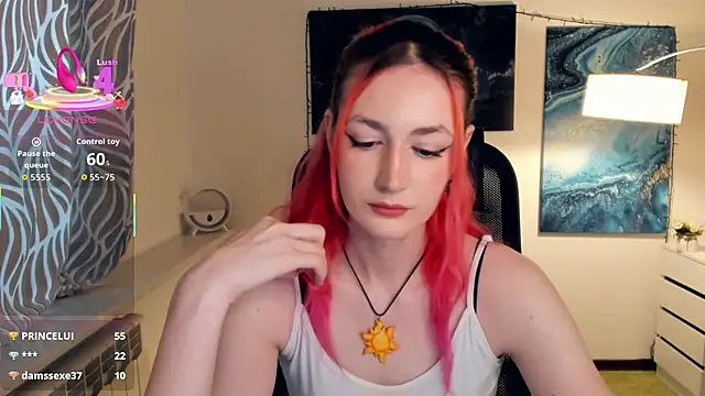 Snapshot of EasterBlink chatting on October 9, 8:56 am EasterBlink online show from October 9, 8:56 am