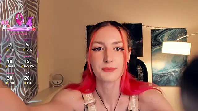 Snapshot of EasterBlink chatting on October 11, 9:08 am EasterBlink online show from October 11, 9:08 am