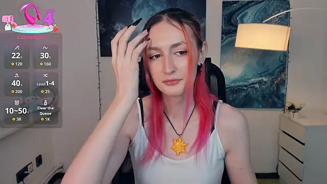 Snapshot of EasterBlink chatting on October 14, 9:10 am EasterBlink online show from October 14, 9:10 am