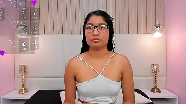 MelanyWayne  online show from May 12, 5:43 pm