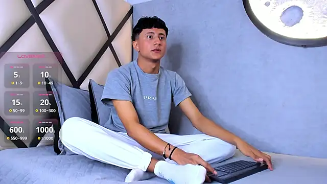  Leohot  online show from September 25, 3:32 am