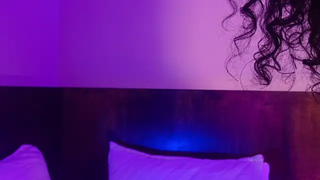 Carly Monroe  online show from October 20, 10:10 pm