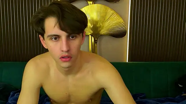 Snapshot of Jefrey_Carter chatting on April 6, 8:32 pm Jefrey Carter online show from April 6, 8:32 pm