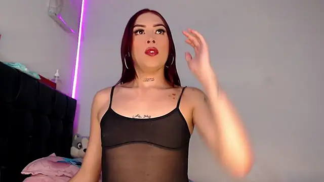 Snapshot of Megan_Gil_ chatting on March 8, 4:49 am Megan Gil online show from March 8, 4:49 am