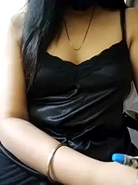 Snapshot of Quinn_Bebo chatting on October 28, 1:03 pm Quinn Bebo online show from October 28, 1:03 pm