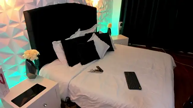 VeroHands online show from October 2, 12:01 pm