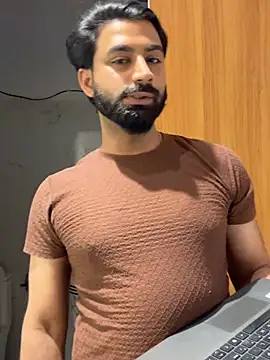 hottestboy03 online show from February 19, 8:54 am