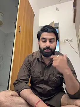 hottestboy03 online show from March 18, 10:29 am