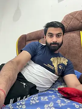 hottestboy03 online show from March 20, 7:46 am