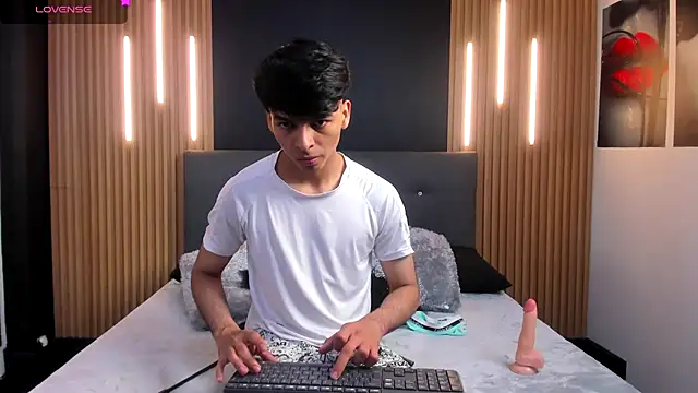 OnlyJos online show from October 13, 6:19 pm