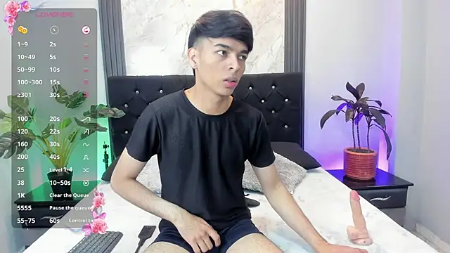 OnlyJos online show from November 3, 6:53 pm