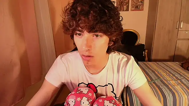 Nude Boy18 online show from November 3, 1:51 am