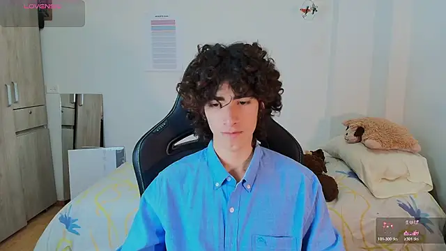 Nude Boy18 online show from February 22, 2:56 am