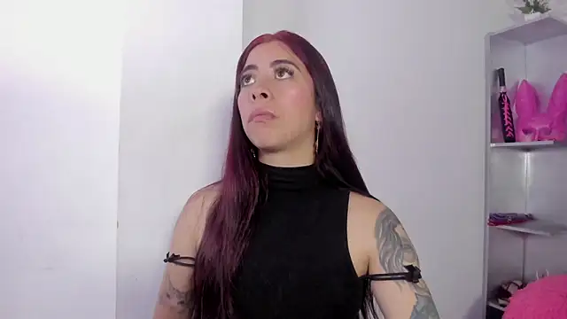 Snapshot of Maazikeen chatting on October 1, 7:14 am Maazikeen online show from October 1, 7:14 am