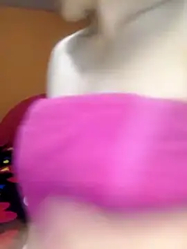 Canela 2020 online show from December 4, 4:44 am