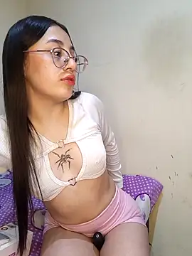 StefaniaFoxx  online show from May 7, 5:24 am