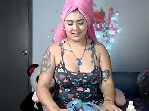 sophiadaza666 online show from February 17, 1:02 am