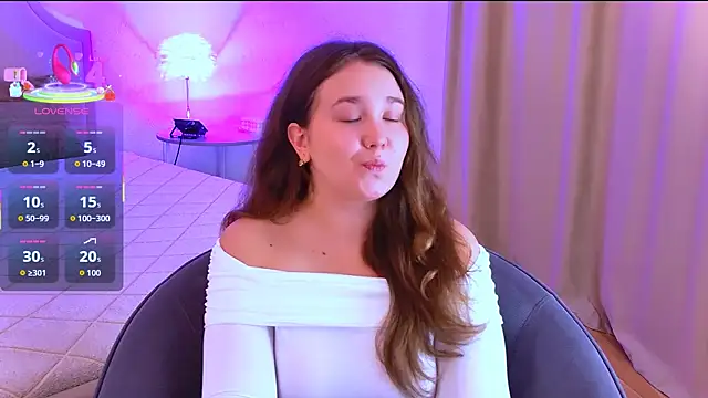 VelvetVixenCute online show from October 5, 5:28 am