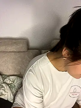 Snapshot of lunita_sweet5 chatting on September 27, 1:54 am lunita sweet5 online show from September 27, 1:54 am