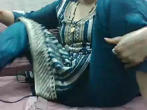 Snapshot of VNDANA_ chatting on November 1, 9:22 am VNDANA  online show from November 1, 9:22 am