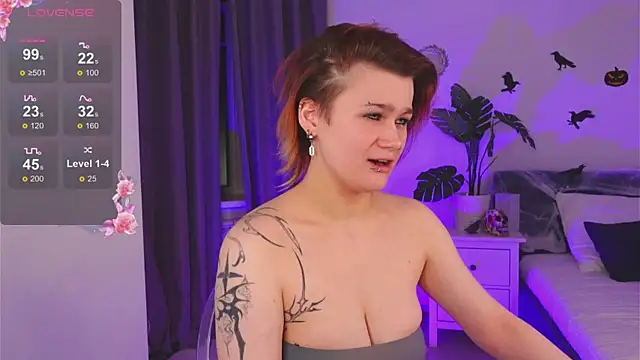 Snapshot of Peach_Avalanche chatting on October 21, 9:04 pm Peach Avalanche online show from October 21, 9:04 pm