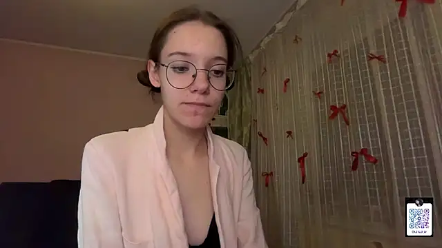 Snapshot of Vietero chatting on May 23, 7:40 pm Vietero online show from May 23, 7:40 pm