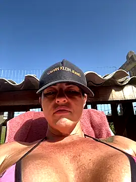 Deusasafada online show from November 19, 6:19 pm