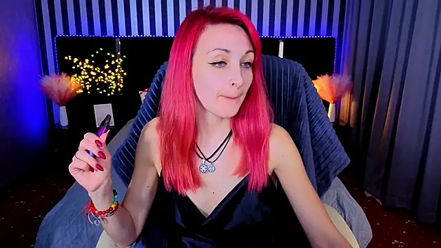 Snapshot of BrandyBloom chatting on February 15, 8:05 pm BrandyBloom online show from February 15, 8:05 pm