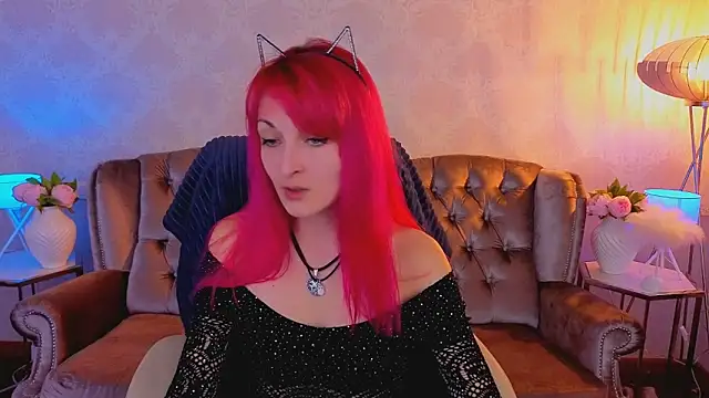 Snapshot of BrandyBloom chatting on March 13, 8:15 pm BrandyBloom online show from March 13, 8:15 pm