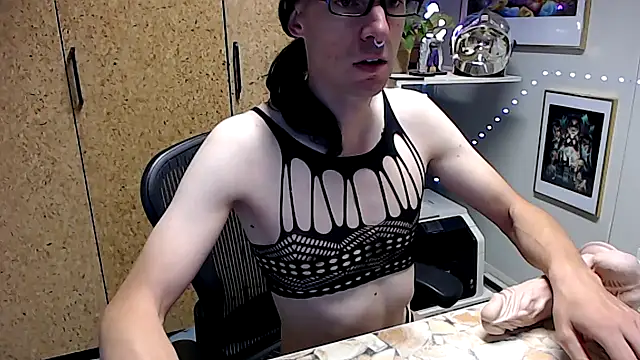 sakiramissy online show from October 22, 5:52 am